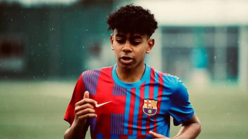 Cầu Thủ Yamal - Tài Năng Trẻ Hứa Hẹn Lớn Mạnh Tại Barca 2 Yamal - Tài năng trẻ triển vọng của Barcelona